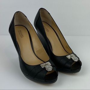 MICHAEL KORS Black Leather Peep Toe Wedges w/Charm
